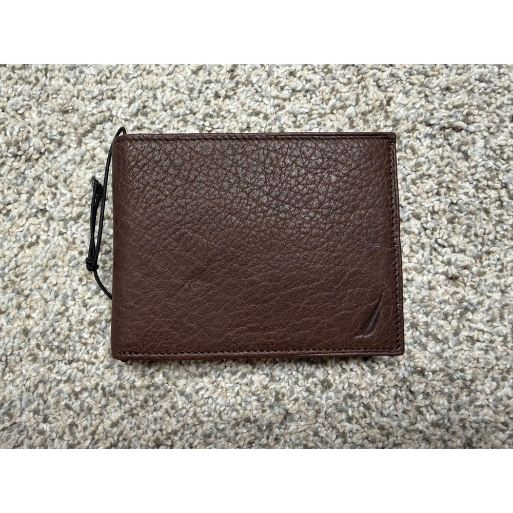 Nautica Bifold Wallet Full Grain Leather Brown Classic Pebbled Logo Accessory